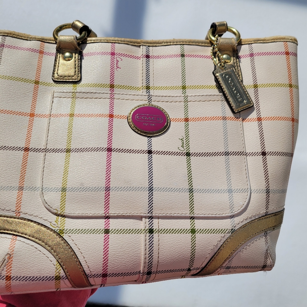 Coach Peyton Tattersall Tote ~ Well-Loved ~ Needs TLC ~ Hang Tag FINAL PRICE! - Picture 7 of 16